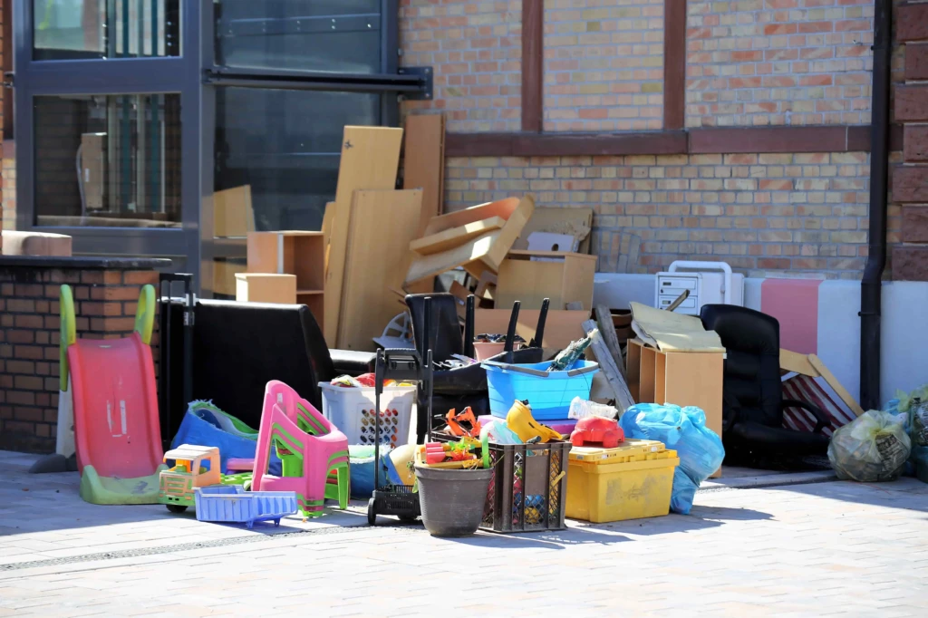 Renovierte, verkaufsfertige Wohnung mit frisch gestrichenen Wänden